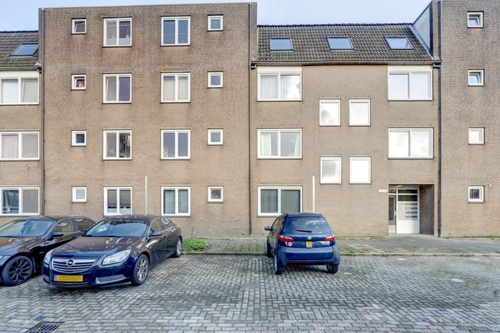 Photo 28 of Ringspoor 129