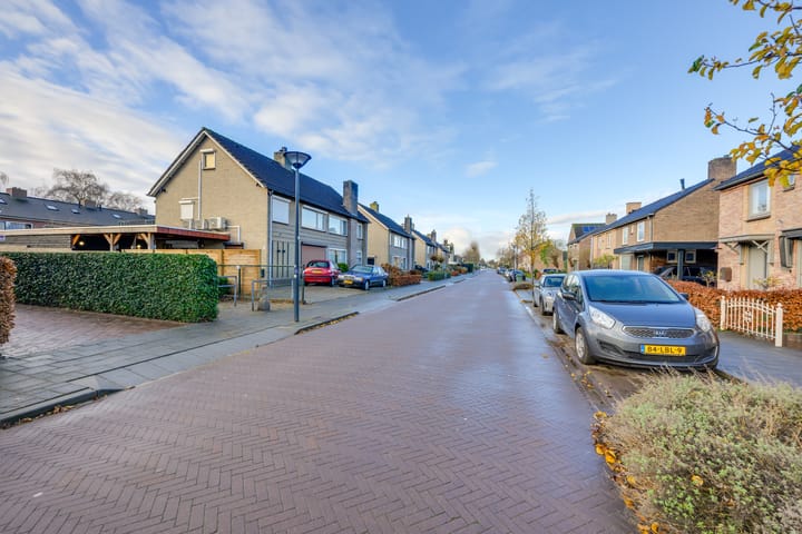 Foto 33 van Schoolstraat 21