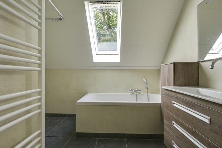 Foto 26 van Buurtsteeg 4-B