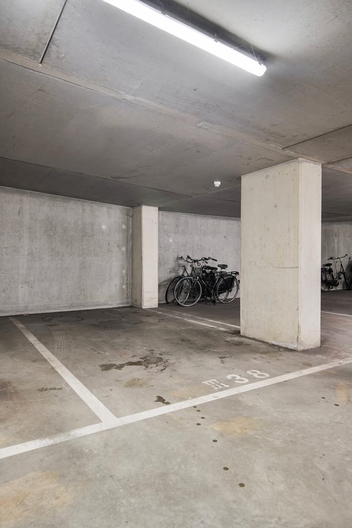 Photo 35 of Hertog van Berryplein 38