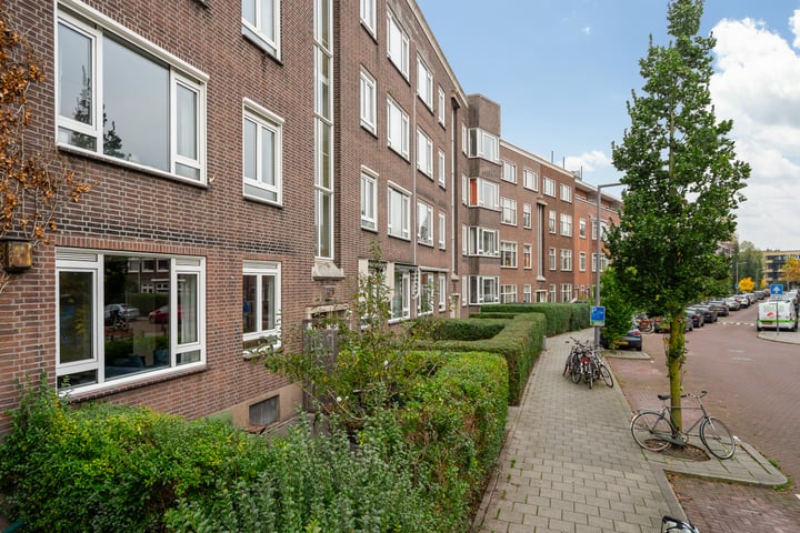 Bekijk foto 52 van Nolensstraat 49-A