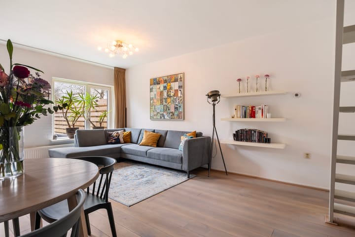 Foto 16 van Maagdepalm 104