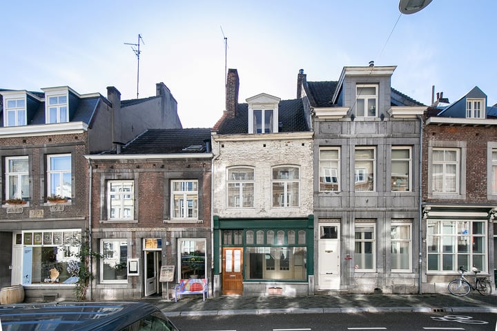 Bekijk foto 1 van Tongersestraat 15