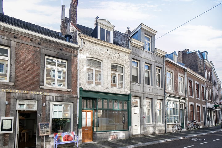 Bekijk foto 3 van Tongersestraat 15