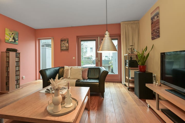 Foto 3 van Bermuda 27