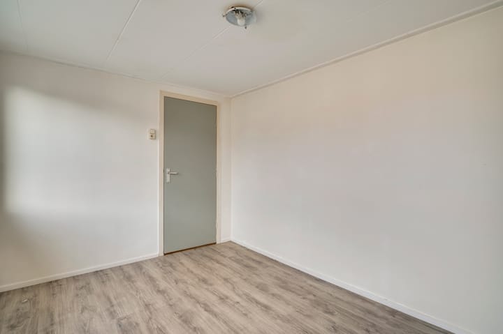 Photo 12 of De Wal 12