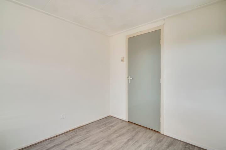 Photo 16 of De Wal 12