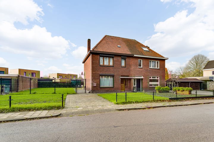 Foto 1 van Tromplaan 63