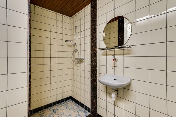 Foto 12 van Tromplaan 63