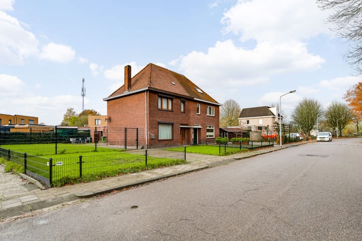 Foto 25 van Tromplaan 63