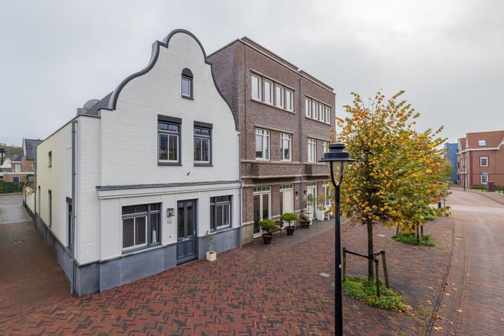 Bekijk foto 1 van Nieuwe Voorstraat 53