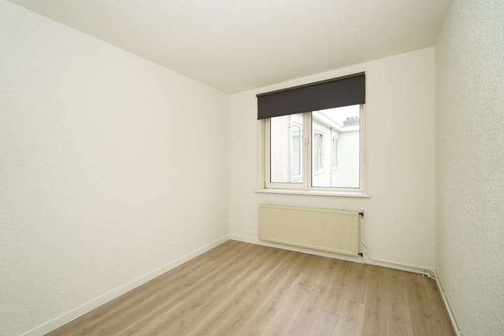 Photo 11 of Laan van Nieuw-Guinea 91-BS