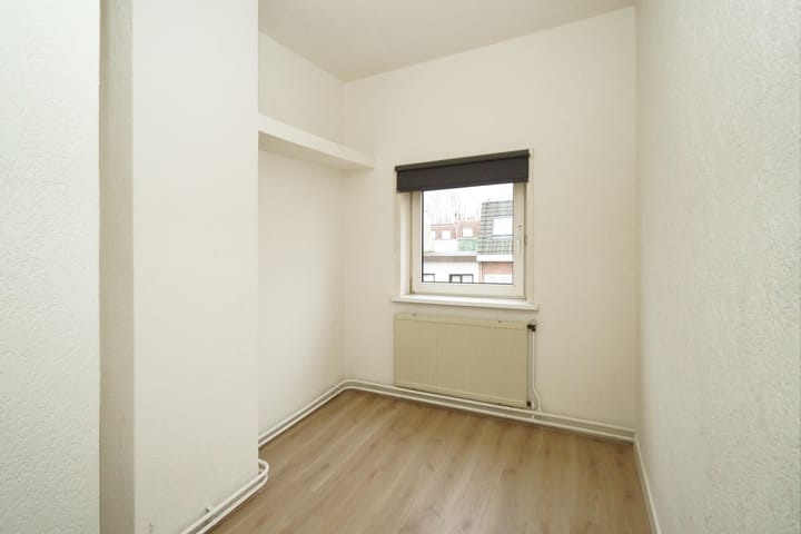 Photo 12 of Laan van Nieuw-Guinea 91-BS