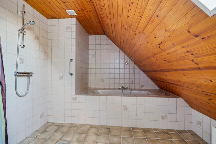 Foto 24 van Kosterijweg 18-A