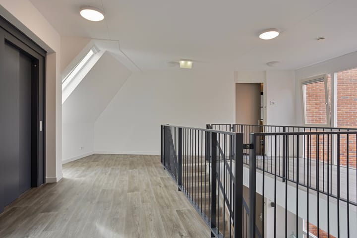 Foto 6 van Moerbekkenkamp 1-C