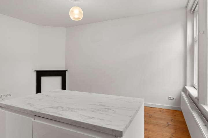 Foto 11 van Zaandijkstraat 10-A2