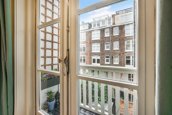 Foto 19 van Zaandijkstraat 10-A2