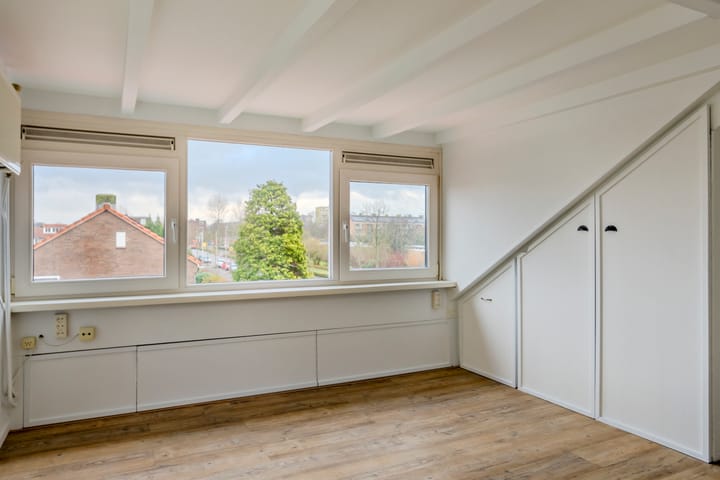 Foto 26 van Tutein Noltheniusplein 2