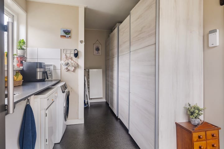 Foto 22 van Harmen Sytstrastraat 1