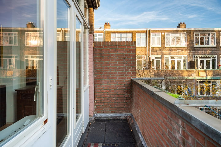 Bekijk foto 35 van Geertsemastraat 8-B02