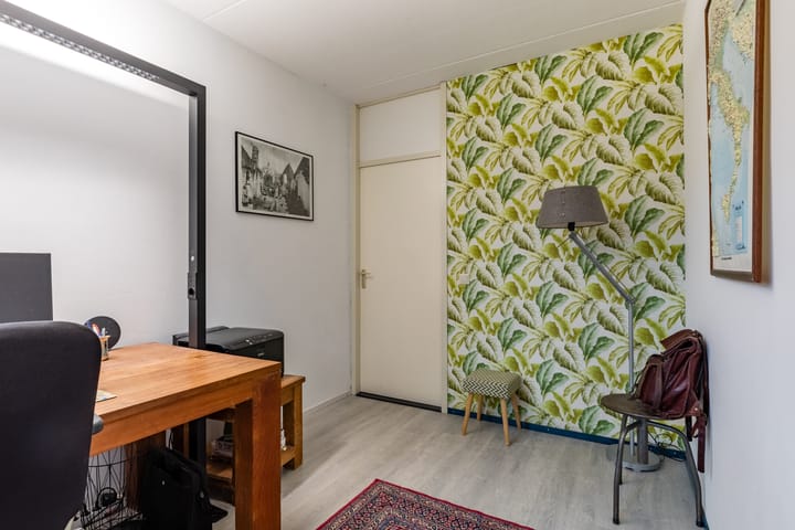 Foto 25 van Marga Klompélaan 31