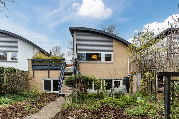 Foto 31 van Marga Klompélaan 31