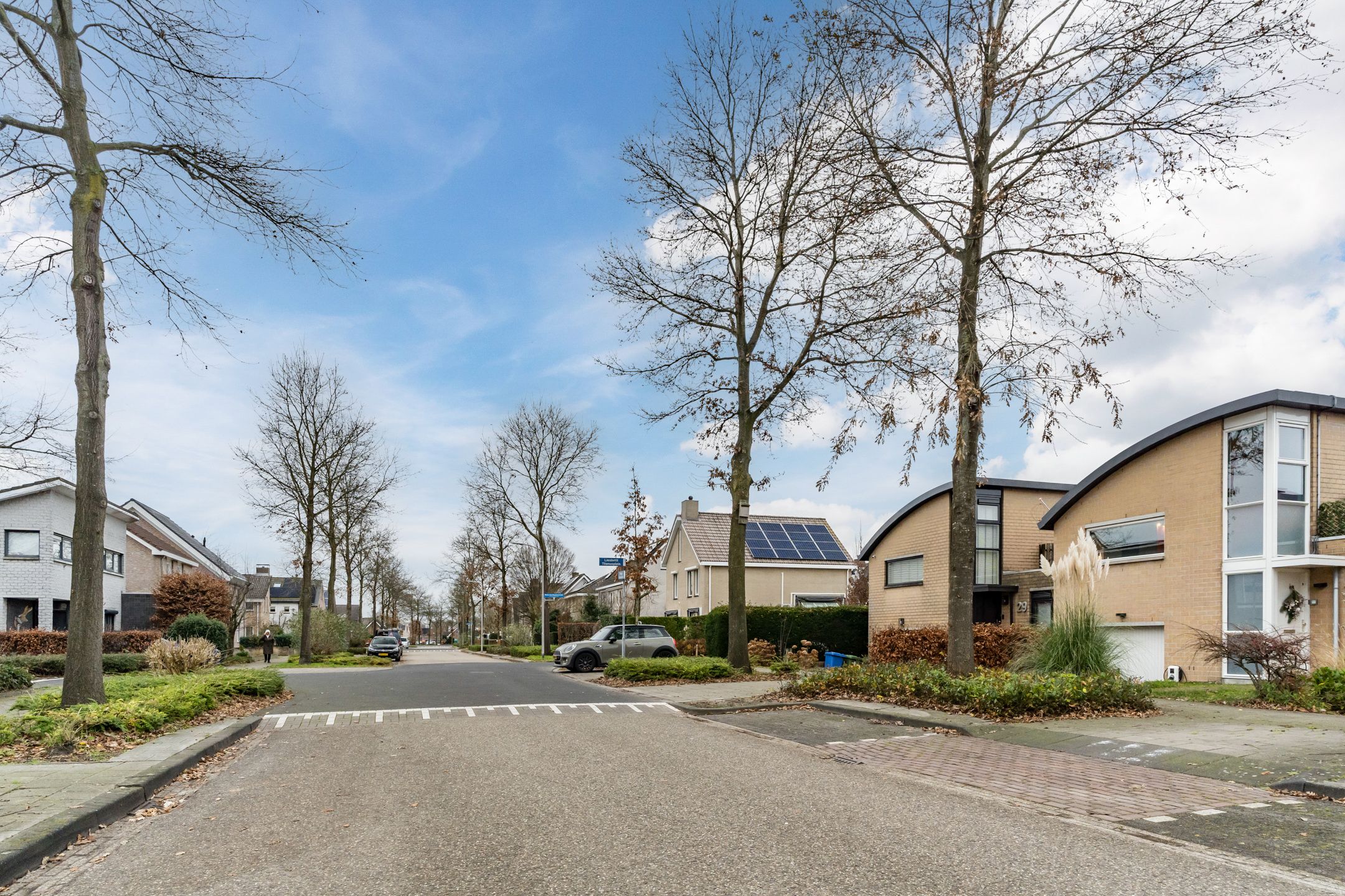 Foto 39 van Marga Klompélaan 31