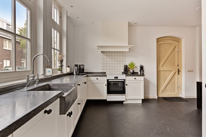 Foto 4 van Sint Leonardusstraat 9