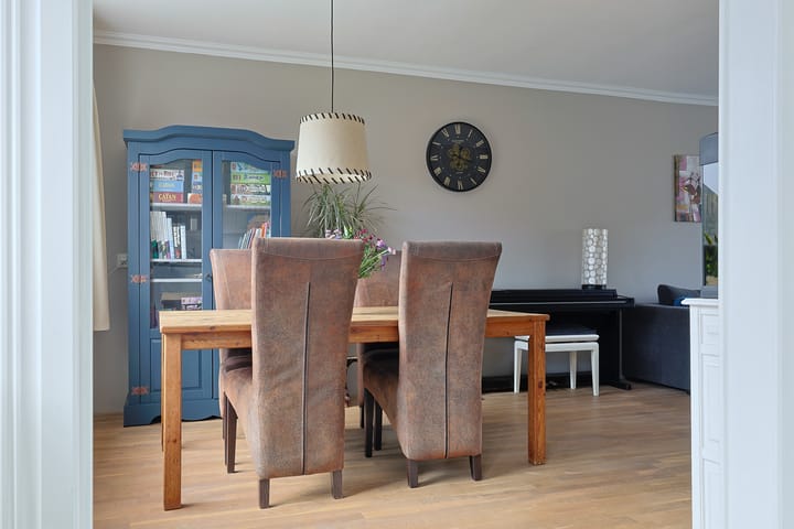 Photo 9 of Burgemeester Verstegenstraat 17