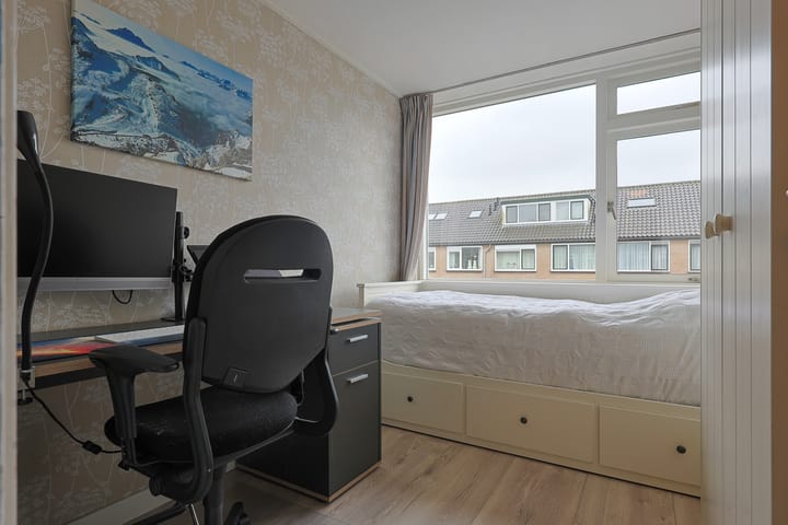 Photo 19 of Burgemeester Verstegenstraat 17