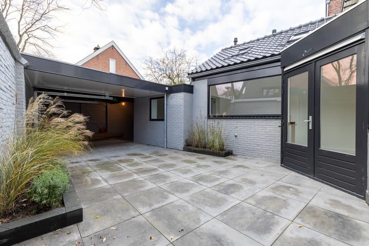 Foto 46 van Rozenlaan 2