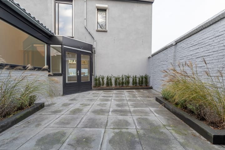 Foto 49 van Rozenlaan 2