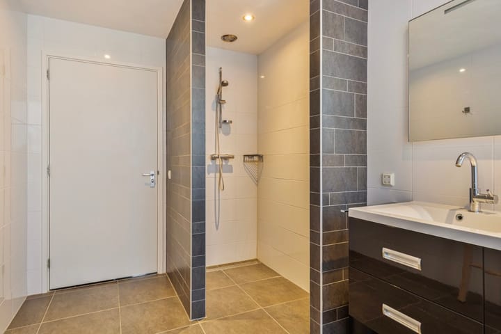 Foto 30 van Aambeeld 4