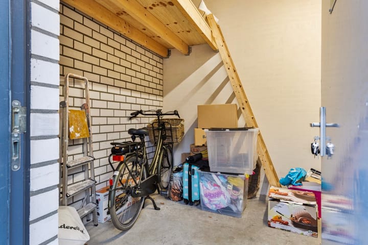 Foto 32 van Aambeeld 4