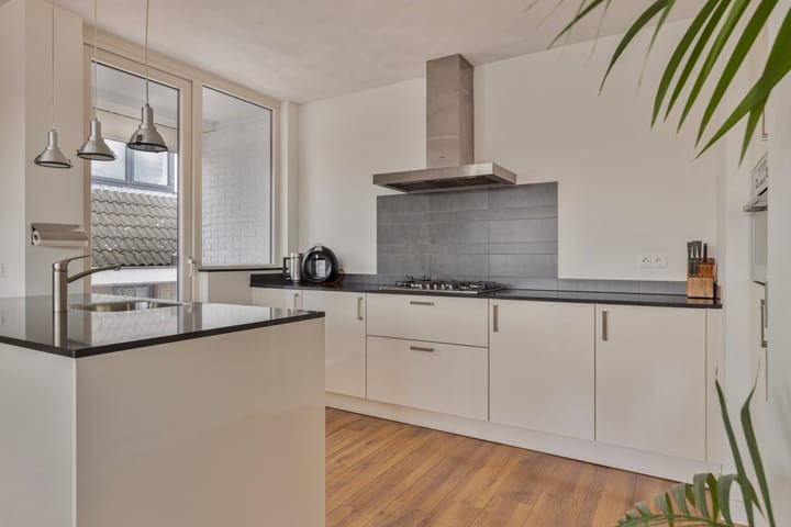 Foto 22 van Aambeeld 4