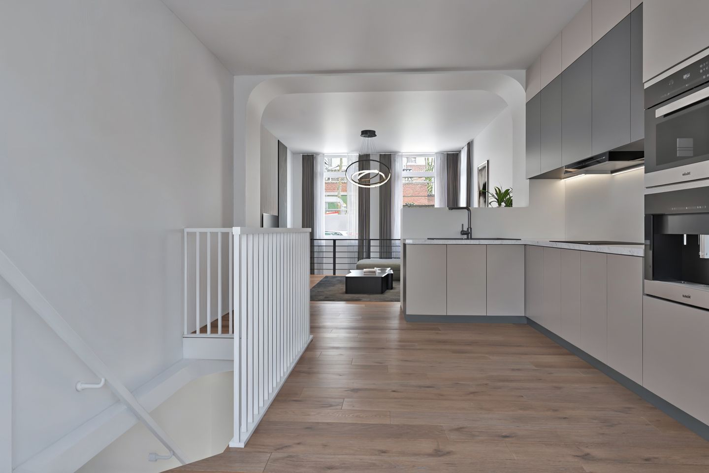 Photo 10 of Emmastraat 4-1