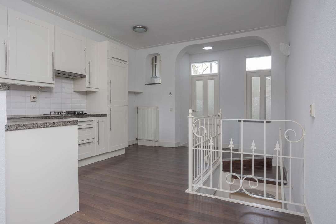 Photo 11 of Emmastraat 4-1