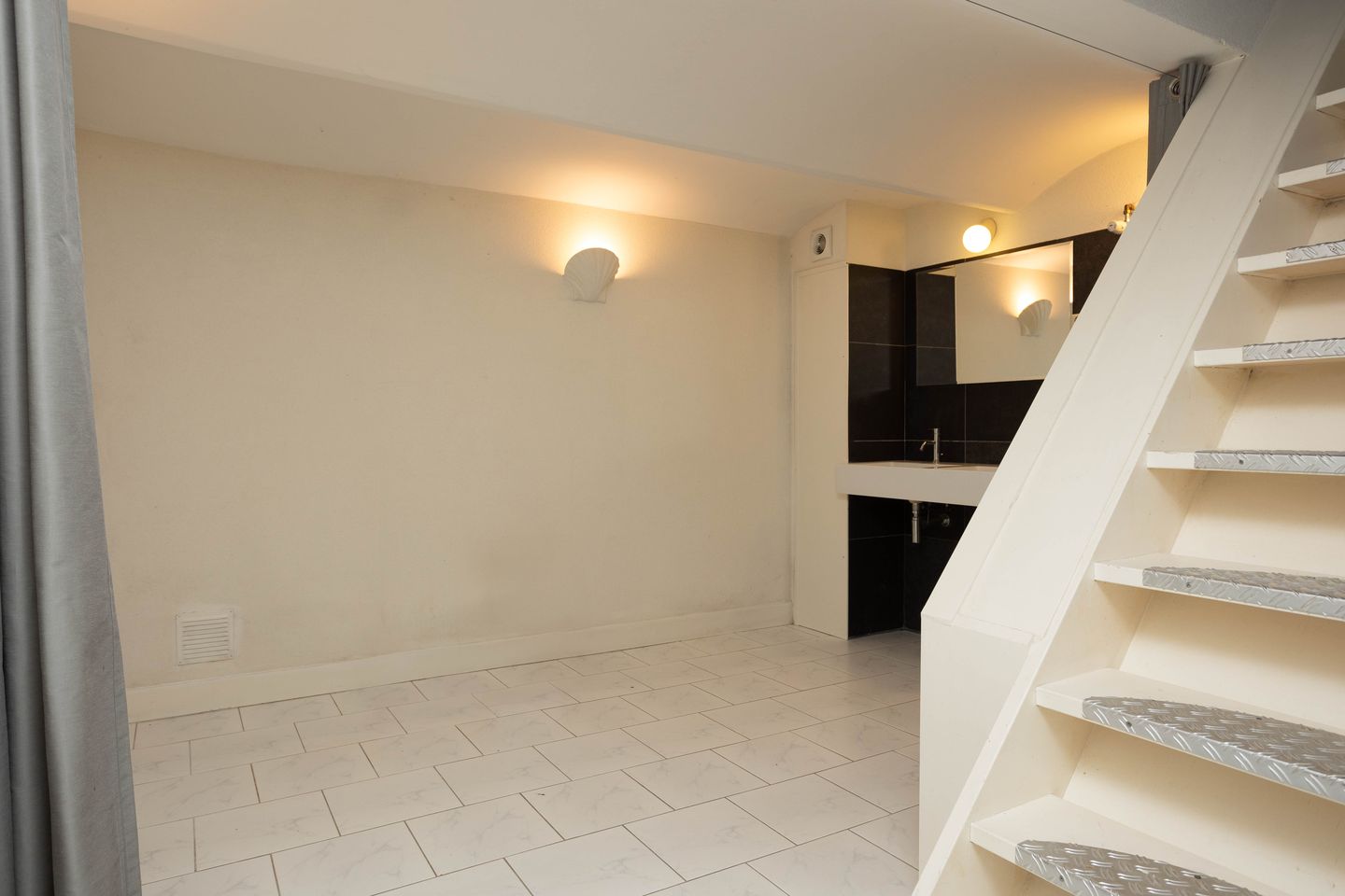 Photo 25 of Emmastraat 4-1