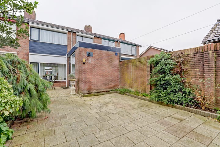 Foto 34 van Hennepstraat 53