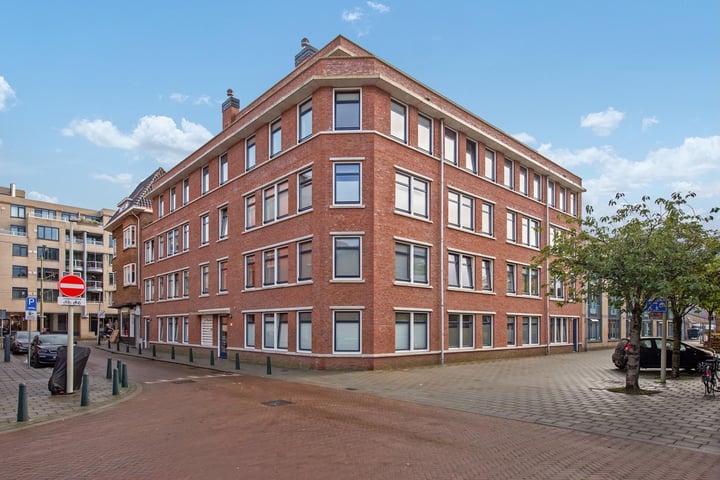 View photo 1 of Snoekstraat 8-G