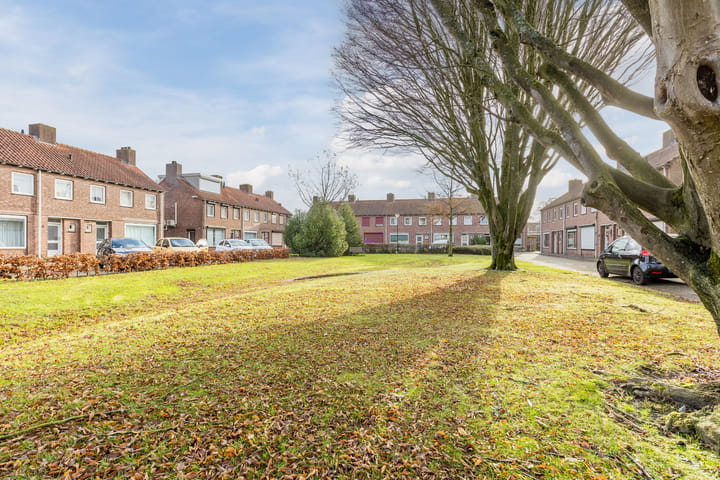 Foto 60 van Nassaulaan 25