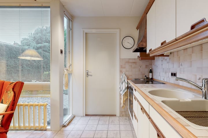 Foto 9 van Venusstraat 2