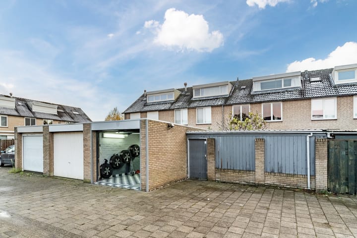 Foto 36 van Oderstraat 18