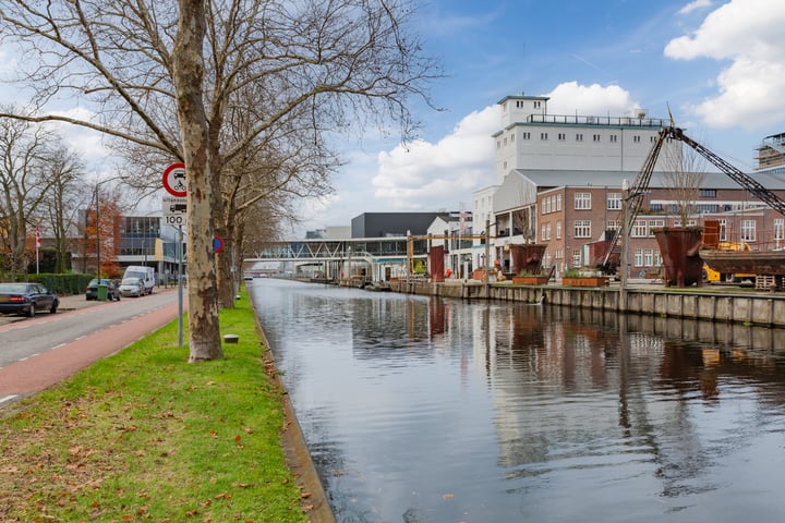 Bekijk foto 36 van Rozenstraat 3