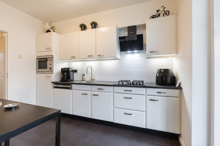 Foto 8 van Luchthavenlaan 6