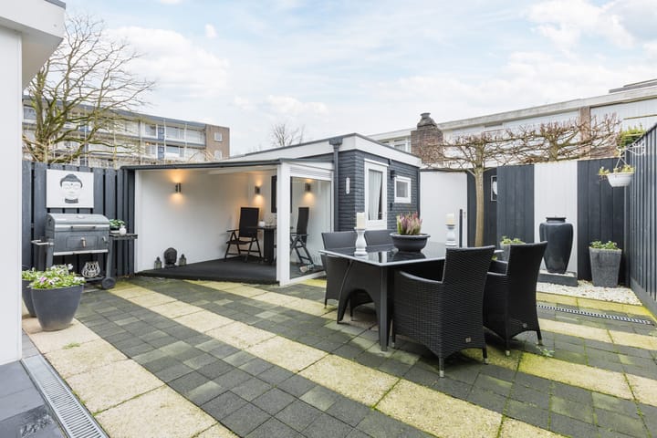 Foto 28 van Luchthavenlaan 6