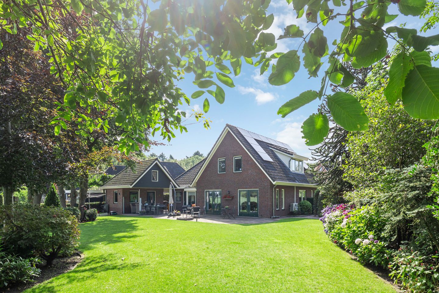 Foto 1 van Hazelaar 18