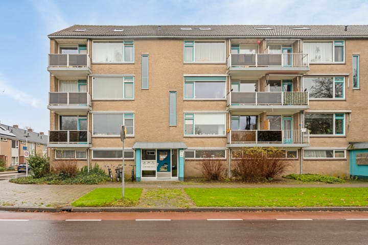 Photo 6 of Staringstraat 276