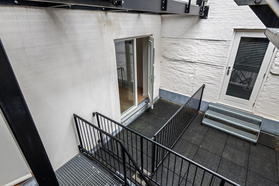 Photo 16 of Hoogstraat 64-A