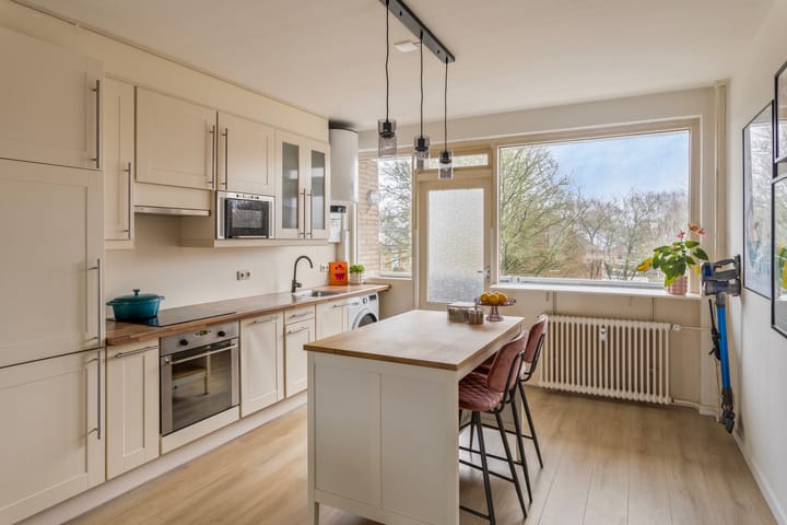 Photo 16 of Staringstraat 276